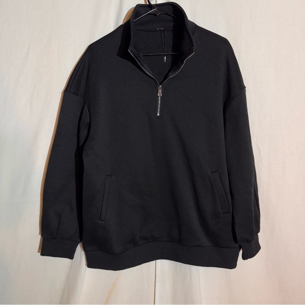 Boutique // black fleece lined quarter zip pullover size large a26